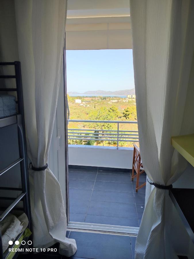 Andrew'S Sunset View Apartment Loutráki Exteriér fotografie